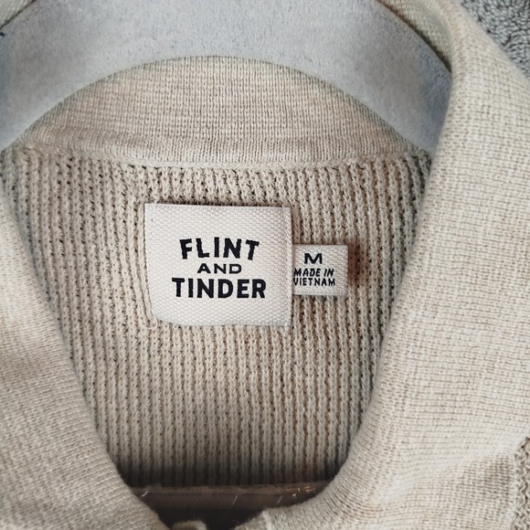 Flint and Tinder Polo Shirt Mens M Beige Knit Short Sleeve Pocket Huckeberry - Picture 4 of 11